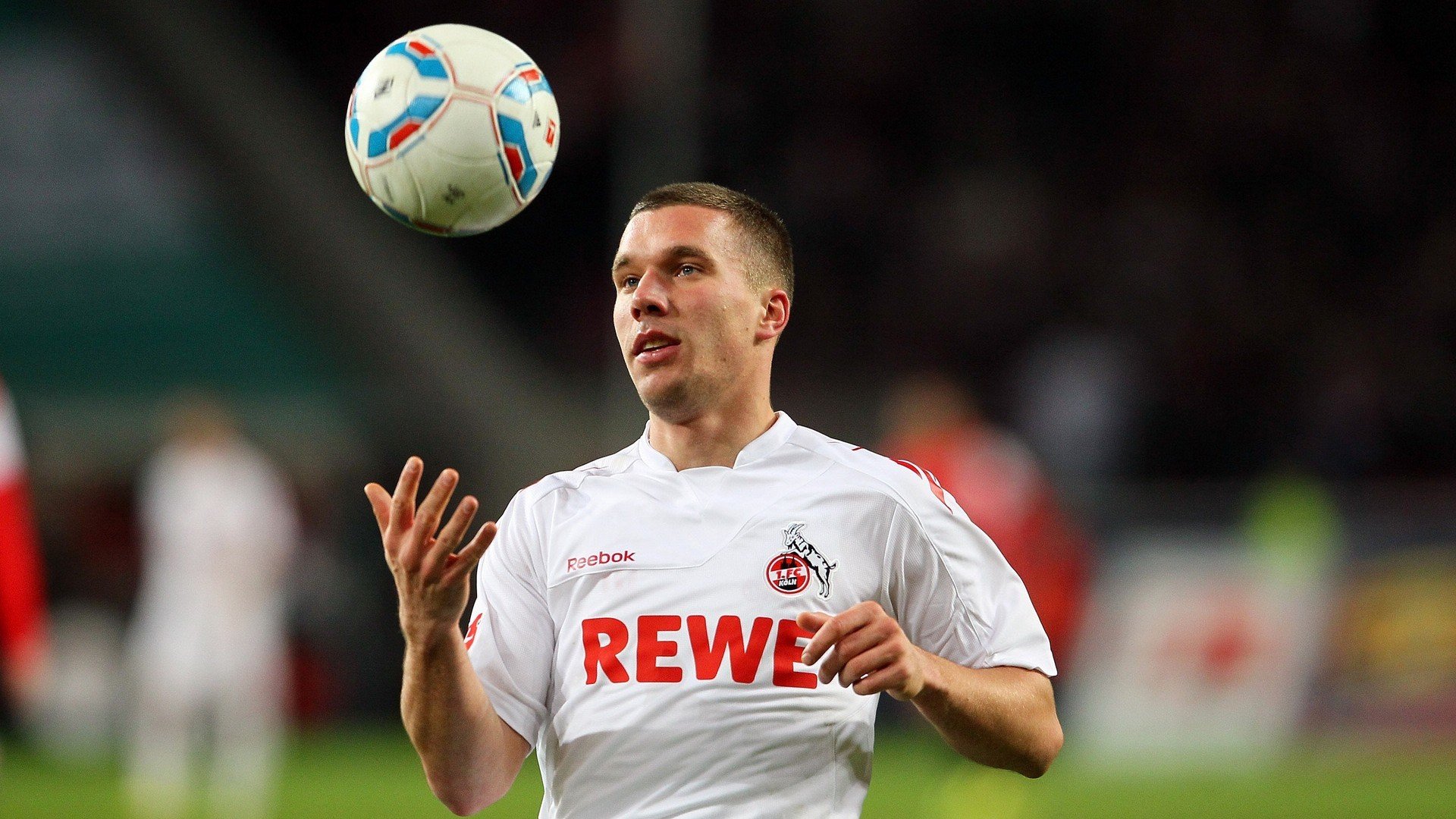 拜仁阵容轮换不影响整体节奏，拜仁更新换代