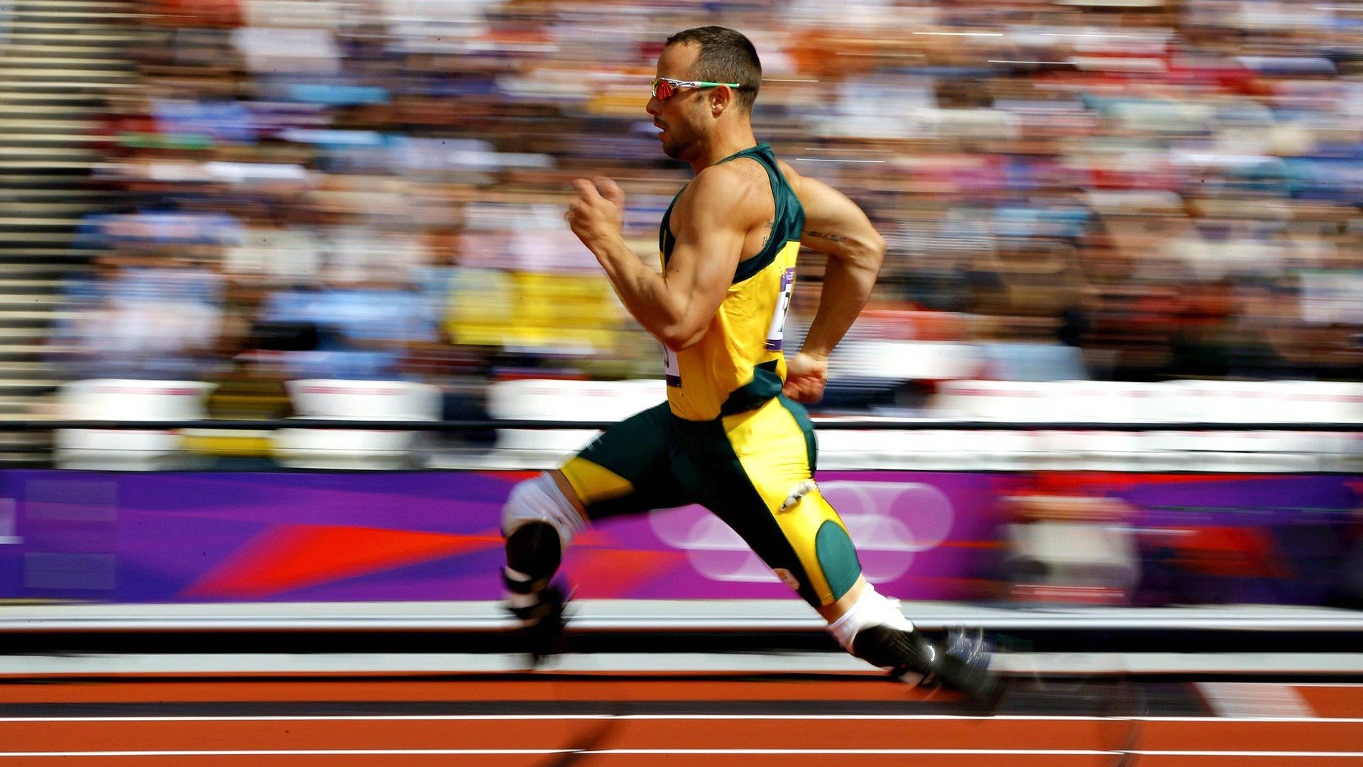 男子接力德国队交接干净利落，德国接力赛